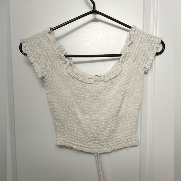 White off the shoulder top - Picture 2 of 3